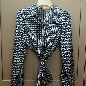 Notations stretch art deco print shirt